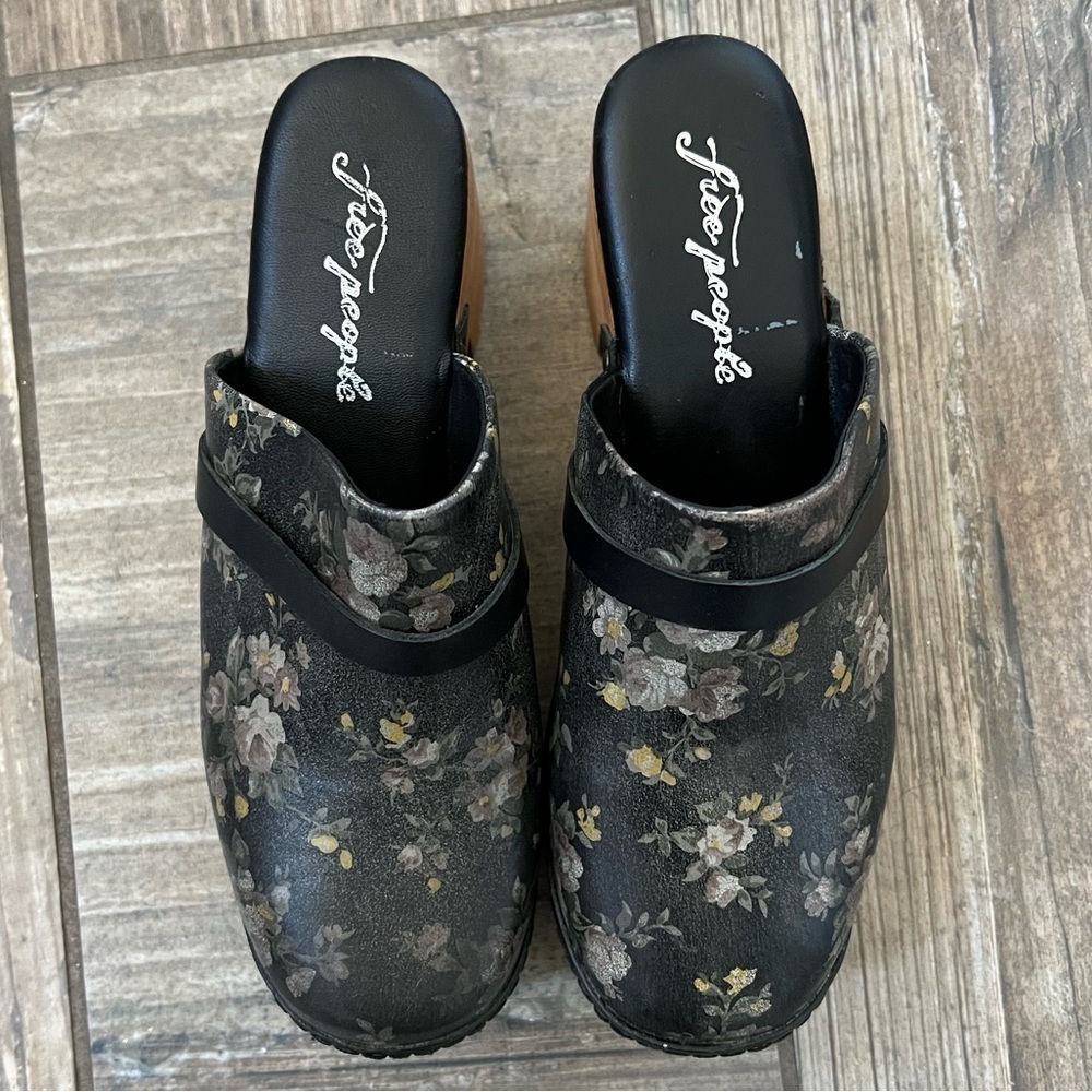 FREE PEOPLE Calabasa Womens Clog size 38 (8) - Picture 11 of 11